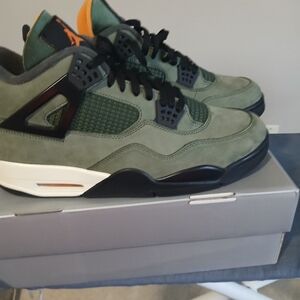 Air Jordan Retr 4 Undefeated Green Size 14